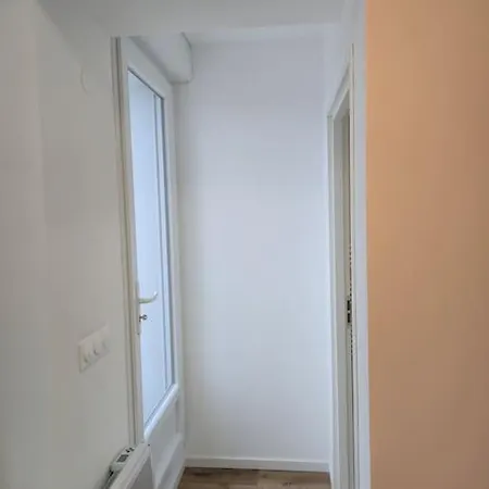 Apartament 304 - Avec Terrasse Refait A Neuf